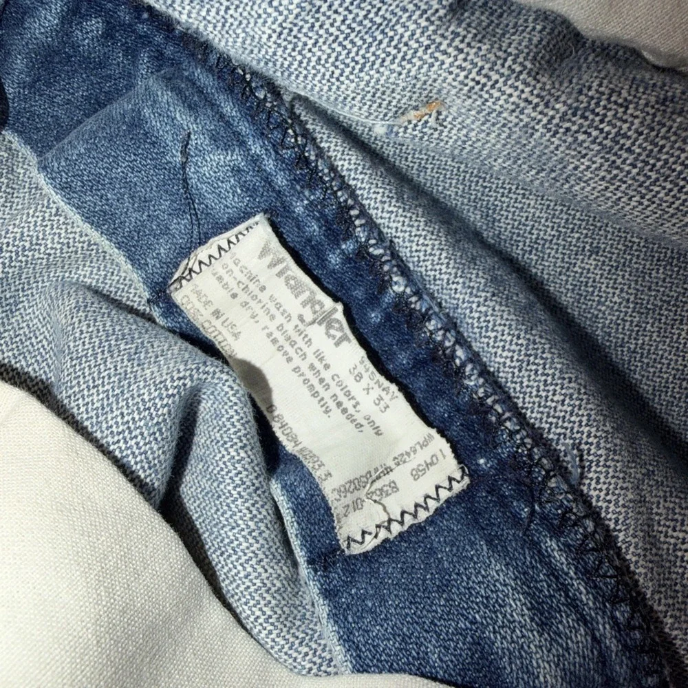 Vintage Wrangler Blue Jeans 38x33